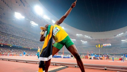 开云体育在线-沙漠之狐的逆袭，阿诺德导演经典之战，突尼斯全场压制乌拉圭