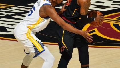 开云体育平台APP-戴维斯杯横扫年终总决赛，蒂姆扛起全队