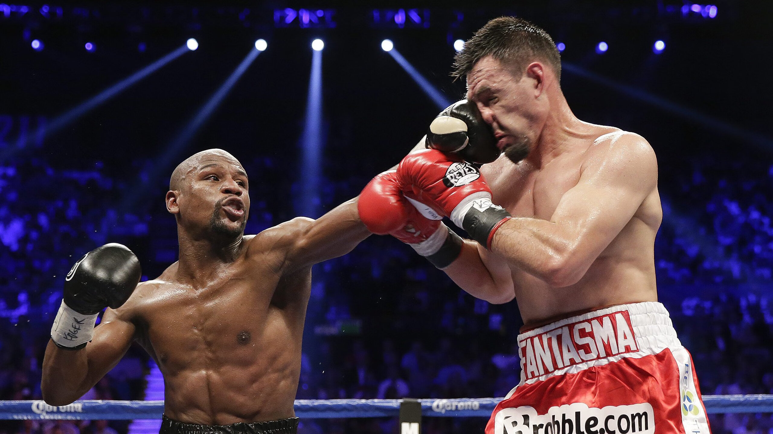 西决生死战之夜,阿尔瓦雷斯压制级发挥,当沉默成为最响亮的宣言